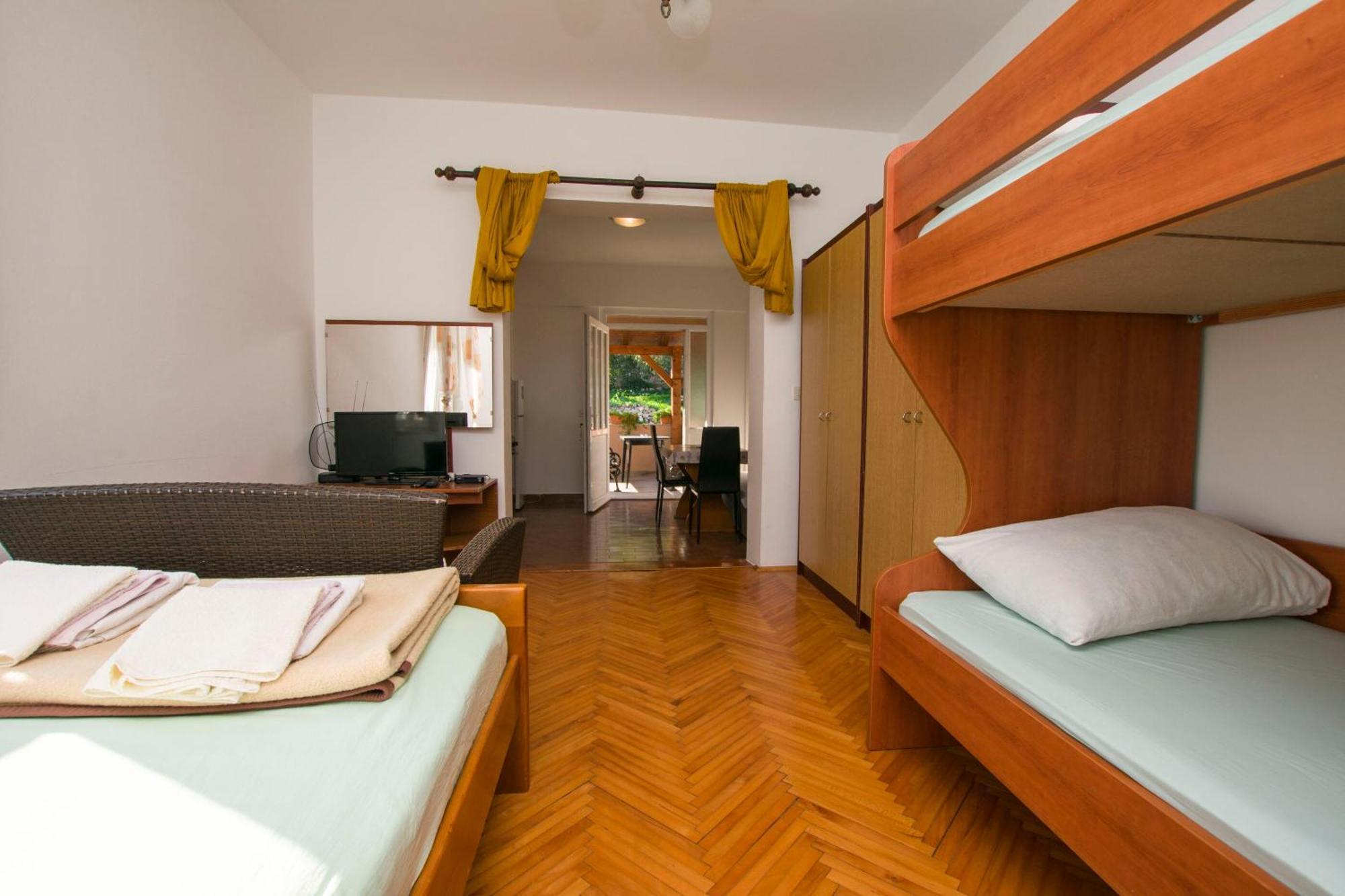 Apartment Marin Tkon Exteriér fotografie